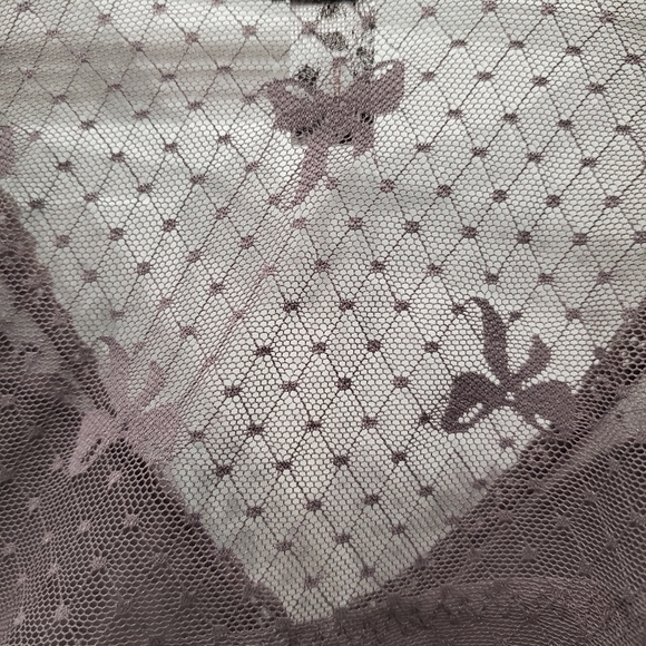 Wishlist Sheer Lace Bralette w/ Bow Design Sz M & L - Picture 4 of 6